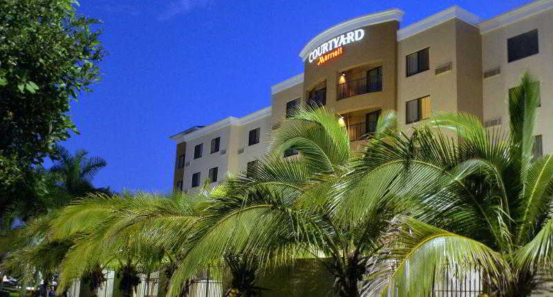 Courtyard By Marriott Miami At Dolphin Mall Exterior foto